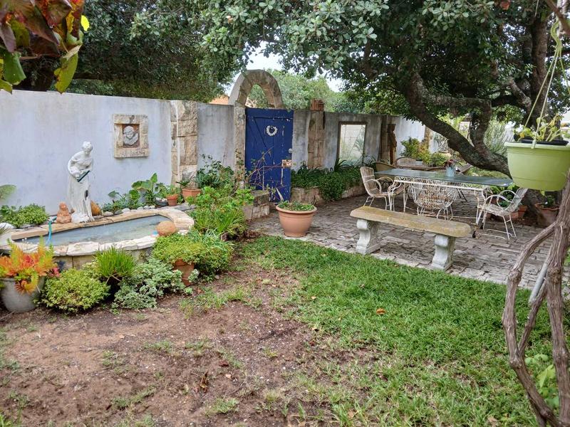 3 Bedroom Property for Sale in Stilbaai Wes Western Cape